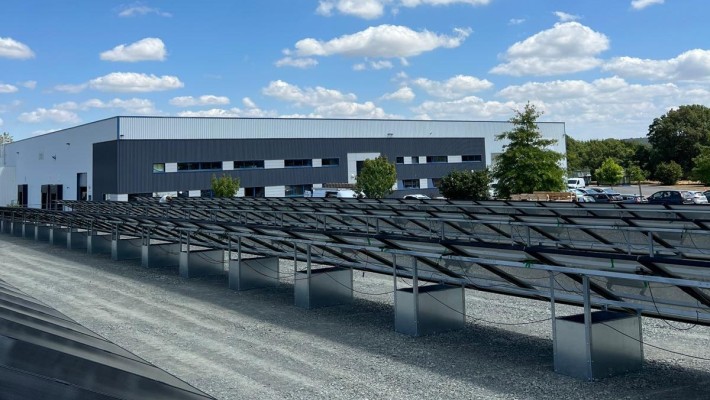 160 panneaux solaires installés chez possémé ☀️
